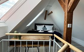 Schlossberg Residences - Xxl-Design-Apartment Mit Schlossblick Fuer Bis Zu 12 Personen